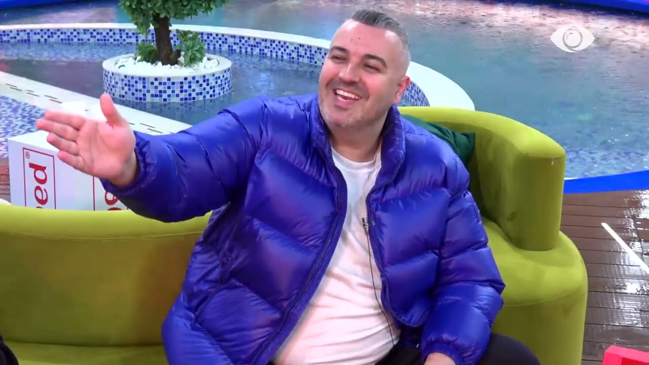 “Me hapjen e Kutisë së Pandorës te ikën pëllumbat...”/ Kristi dhe Rogerti thumbojnë’ Artanin