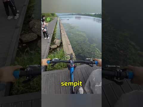 Cuma Karena Bosan, Aksinya Bikin Deg-deg-an😱 #shortsviral