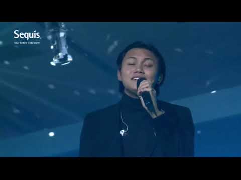 Rizky Febian - Hingga Tua Bersama (Live Performance at Sequis Life Grand Annual Award Dinner 2022)