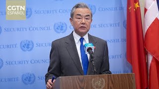 El canciller chino Wang Yi señala que China se opone al uso de la fuerza en la solución de disputas