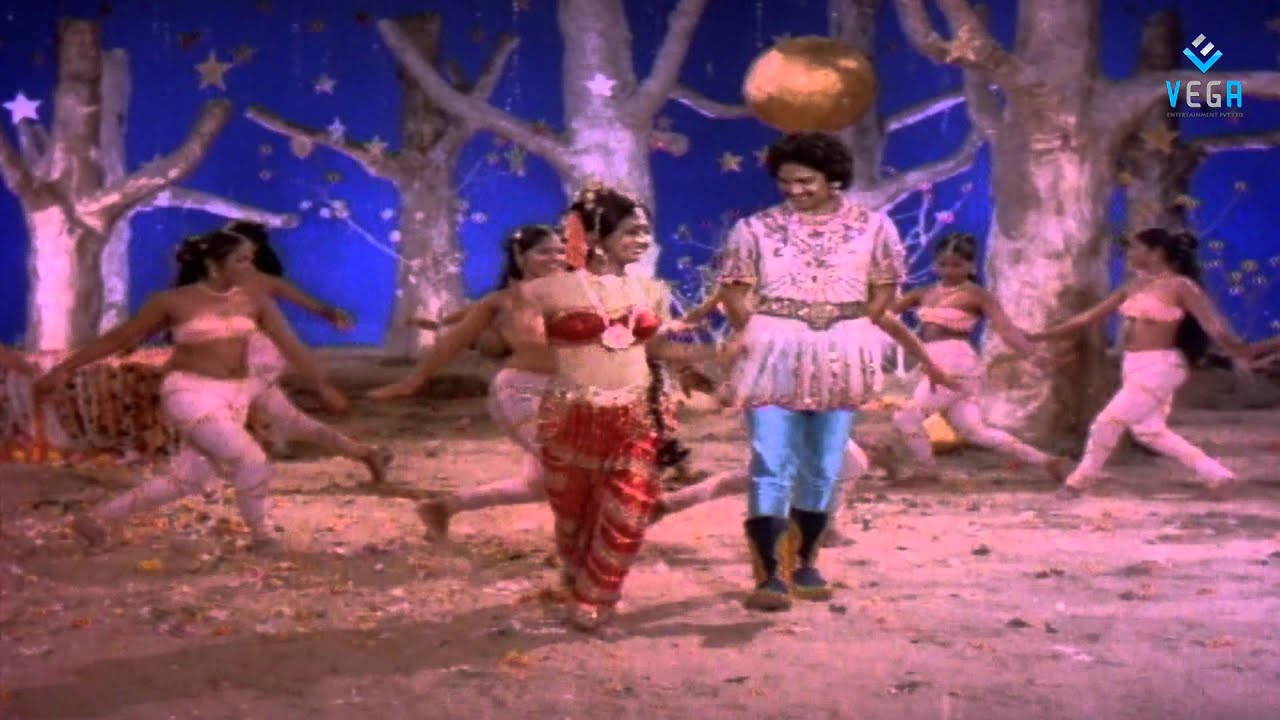 Ila Manathil Ezhum Kanavil Song Lyrics | Manjal Nila