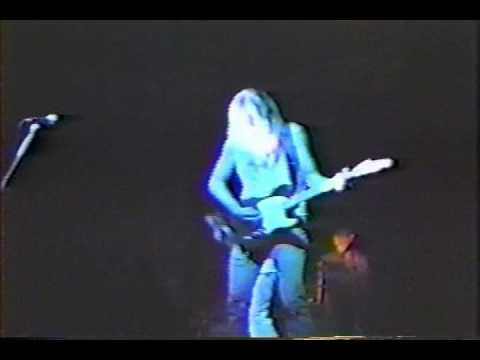 Mother Love Bone - Chloe Dancer / Crown Of Thorns - Live 1989