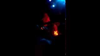 Le Butcherettes opening song &#39;Burn the scab&#39; @Trees.