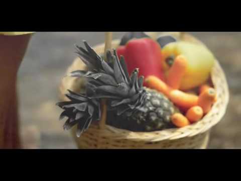 OFFICIAL VIDEO Okyeame Kwame ft MzVee   Small Small