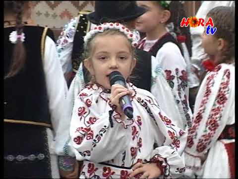 TAISIA FARCAS - Cand ma duc pe la bunu  - LIVE -