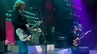 Status Quo - When You Walk In The Room + Proud Mary (Apollo)