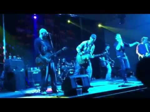 Skulls & Fer Callizo - Paradise City