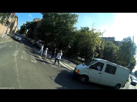 HIC-608 Rádudál egy terhes kismamára - Beeps at a pregnant woman