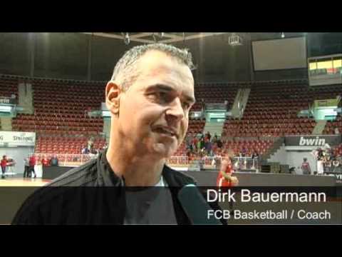 Kinder-Star Darius Hall