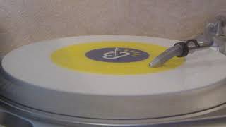 Holloways - Two Left Feet ( TVT 2006 ).