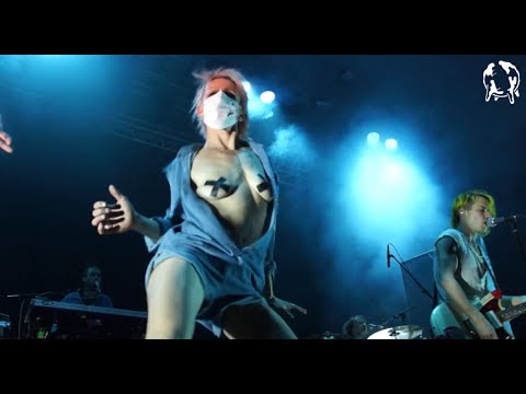 Bonaparte - Too Much live auf dem Immergut Festival 2014