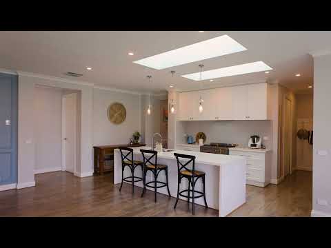 1 Montvue Court, Gisborne, VIC 3437, 4部屋, 2バスルーム, House