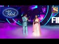 Arunita Kanjilal Koyal Si Teri Boli Duet With Udit Narayan Indian Idol Season 12 Grand Finale