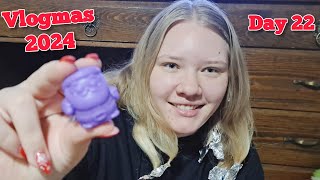 Vlogmas Day 22, Shopping for Deals, Coloring Codee's Hair Pink for the Christmas Holidays