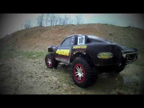 TRAXXAS SLASH 4X4 STOCK - BEST RC CAR VIDEO DUBSTEP - (UN-OFFICIAL video slash traxxas 4x4)