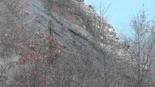 preview picture of video 'Steaming rocks @ bluie water hole near Centralia, PA'