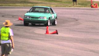 preview picture of video 'McMichael Electric Vehicle Autocross Run - EV Challenge 2011'