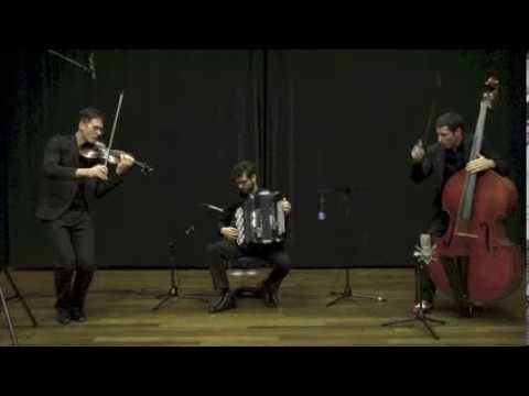 Folksmilch spielt Tango