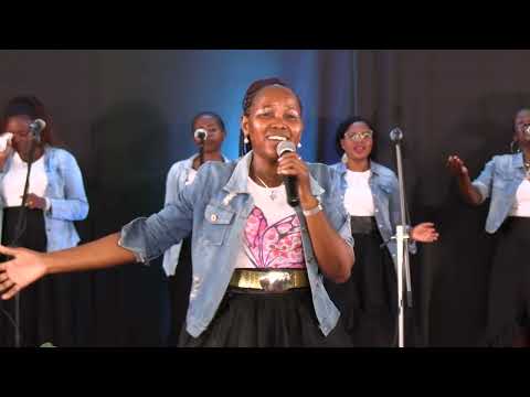 Nitaingia Lango Lake - Eve Lydia ft. Rejoice voices