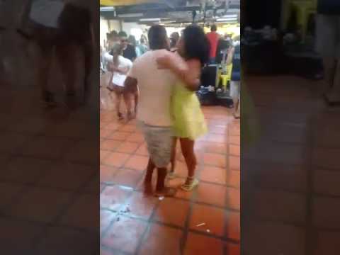 Forró roots - Nata Forrozeira. Matheus,  um dos maiores faixas preta do roots