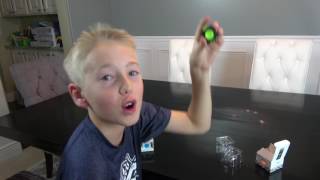 What's inside a fidget cube?