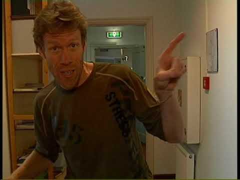 De Groninger Universiteits Musea - Beno’s Stad 179 (3-6-2004)