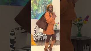Get Ready with NinaJStylez !! Here’s a simple and casual date night look!! #simplestyle #stylesavvy