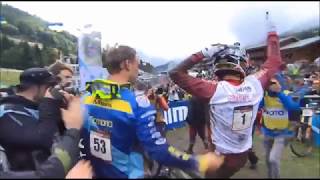 Maes Traumlauf und Pierron-Sturz video