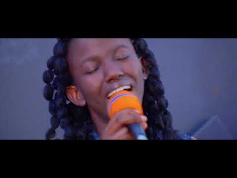 IL A PRIS MA PLACE - Par Hatthie Kashoba