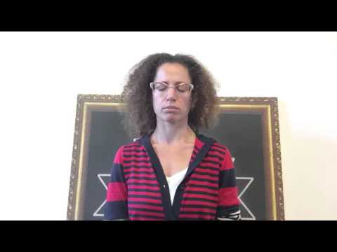 How to practice Ujjayi with kumbhaka Breath- Guided Pranayama and Meditation in Hebrew
