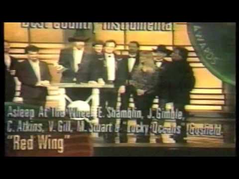 1993 Asleep at the Wheel, Lucky Oceans Grammy News
