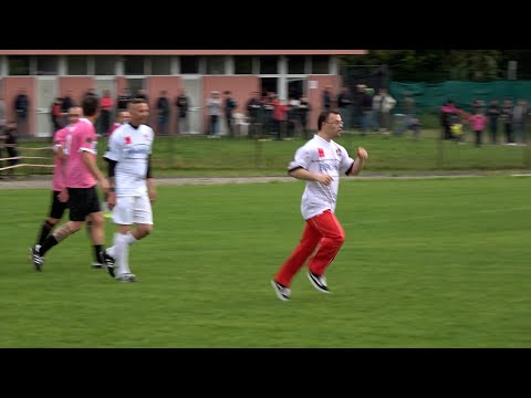 Cassano: ciclisti rosa vs calciatori, vince la solidarietà