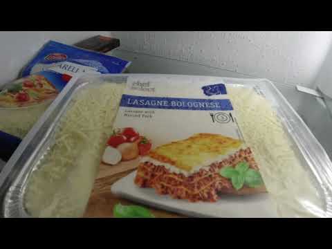 MongoTV_5640 - Min Aftensmad - DANISH MUKBANG - Del 2 - KØDBOLLER i Ris og Karry