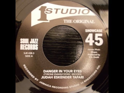 Judah Eskender Tafari - Danger In Your Eyes + Sound Dimension - Version