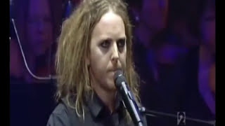 Tim Minchin singing the Pope Song with the Sydney Symphony Orchestra