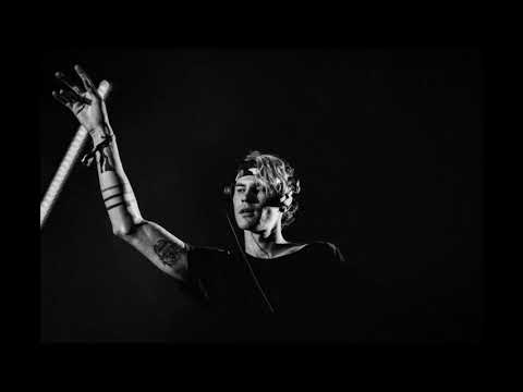 i_o & Tommy Trash - Let Me Go (feat. Daisy Guttridge)(Live Version)