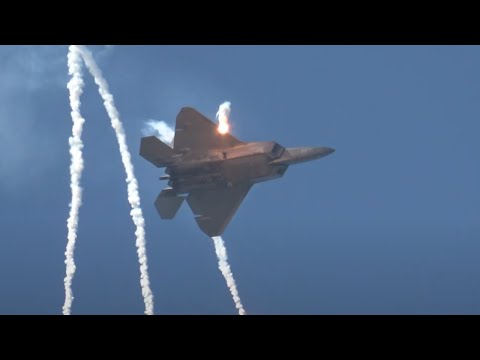 FLARES F-22 Raptor Demo- NAS Oceana Airshow 2024