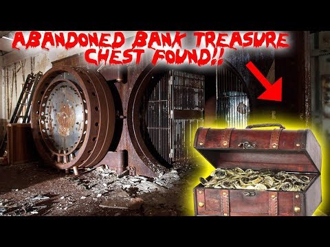 Exploring The Abandoned Warehouse with Lots left behind Video