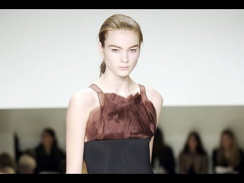 VERA WANG Fall 2009/2010 New York - Fashion Channel