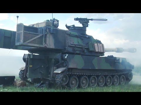 Arkansas Field Artillery Unit Fires M109A6 Paladins