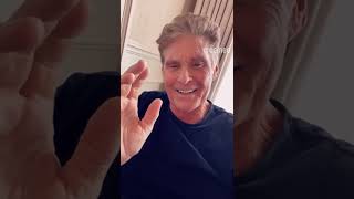 Cameo by David Hasselhoff: 50 US Campers in the UK  &quot;We All Belong Together in this World&quot; ---Hoff