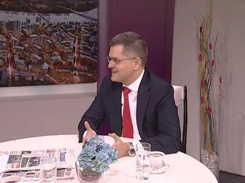 Jeremić: Dok je Vučić demolirao trafike, ja sam čitao knjige