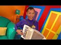 Jeff Playing Accordion Short Segment Episode 12 TV Series 5