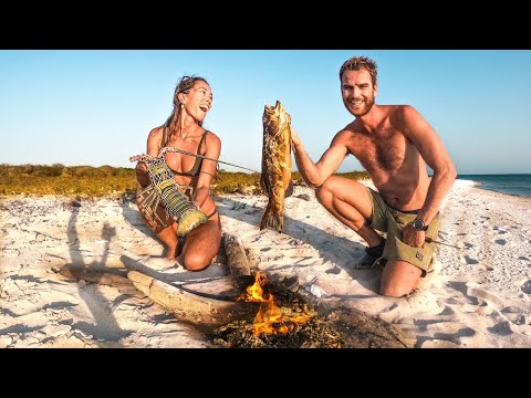 Surviving on Remote Island (Lobster Catch & Cook)