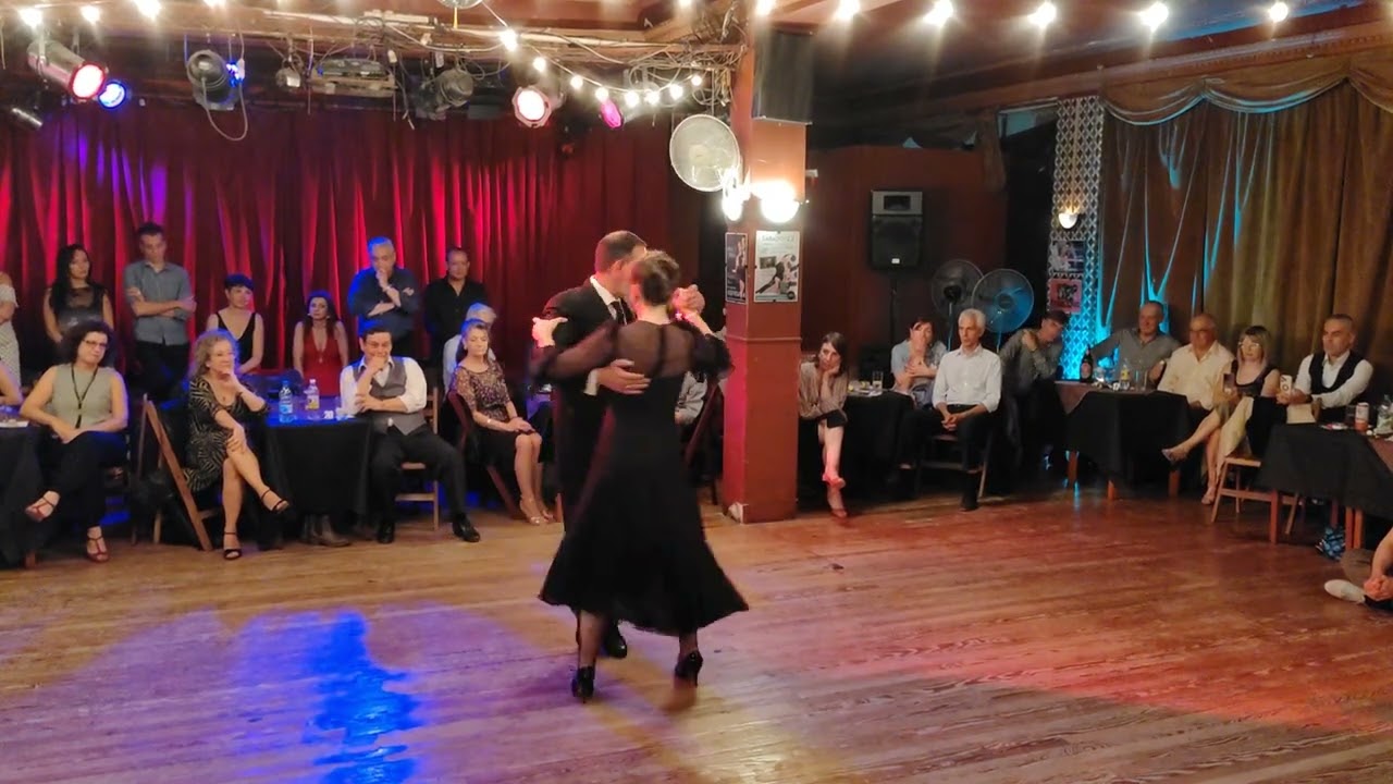 Fabián Peralta y Josefina Bermúdez