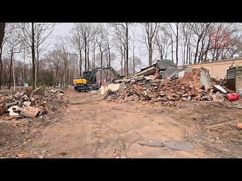 ✔️ Дизайнерские решения из бетона станут изюминкой городского парка, где сейчас идёт благоустройство