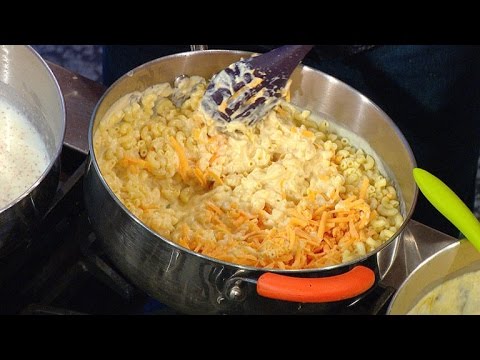 How To Make The Perfect Mac and Cheese: The Only Recipe You Will Ever Need | Rachael Ray Show