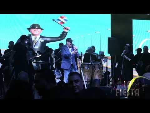 Tabaco y Ron - Fernando Villalona, en vivo