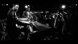Robert Glasper - Oriental Folk