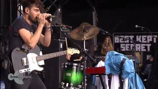 Local Natives - Who Knows Who Cares live op Best Kept Secret 2013